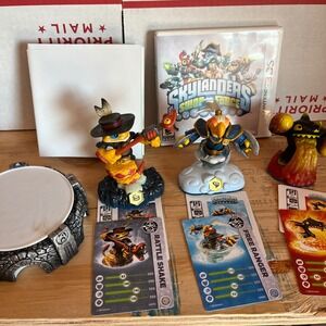 Skylanders Swap Force Nintendo 3DS Starter Pack Rattleshake Free Ranger Volcanic